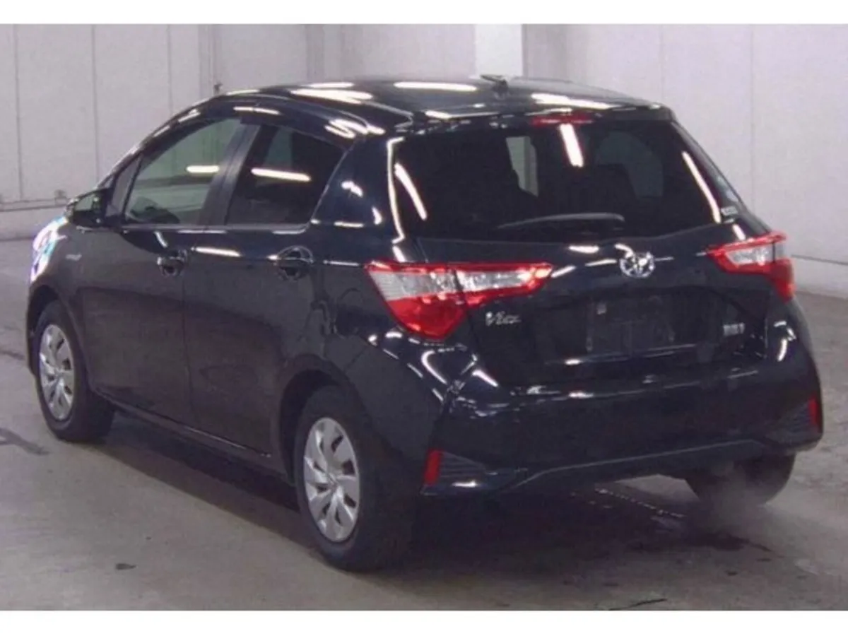 Toyota Vitz 1.5 Petrol Hybrid F Auto - Image 3