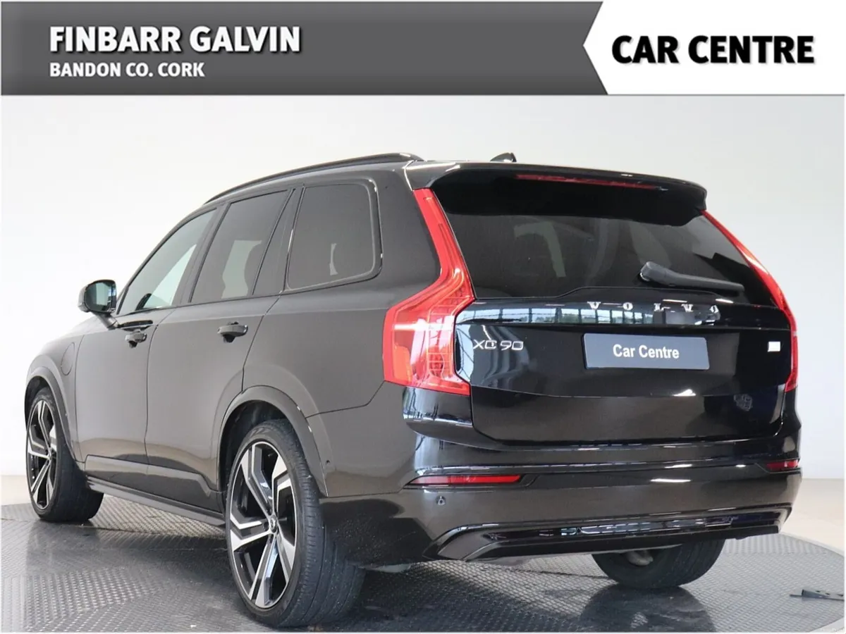 Volvo XC90 - Image 2