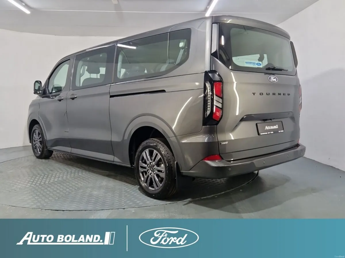 Ford Tourneo Custom 2.5L PHEV 232PS Automatic  FWD - Image 5