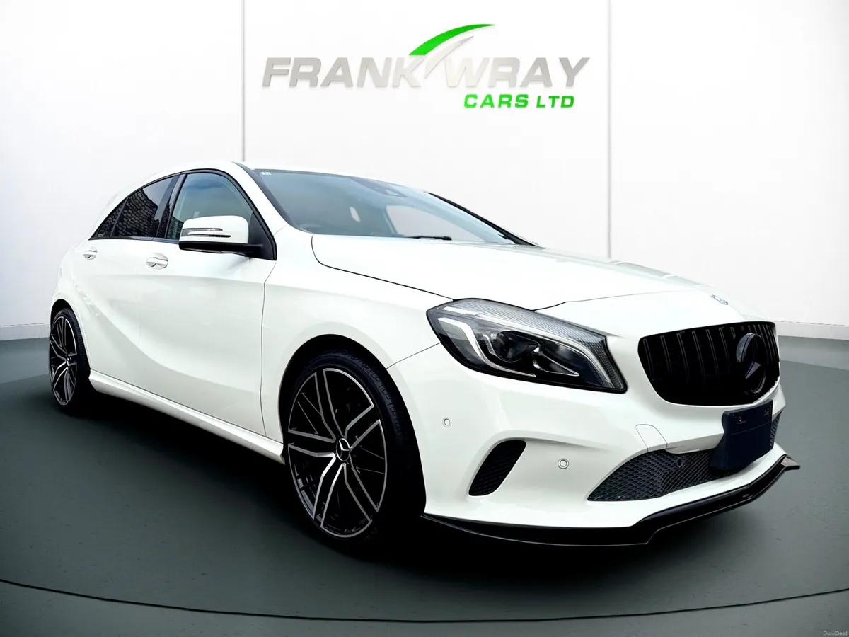 2016 MERCEDES A180 1.6 EDITION STYLE*AUTO*SAT NAV* - Image 3