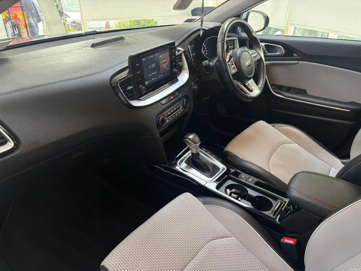 Kia Ceed Wagon PHEV Auto - Image 6