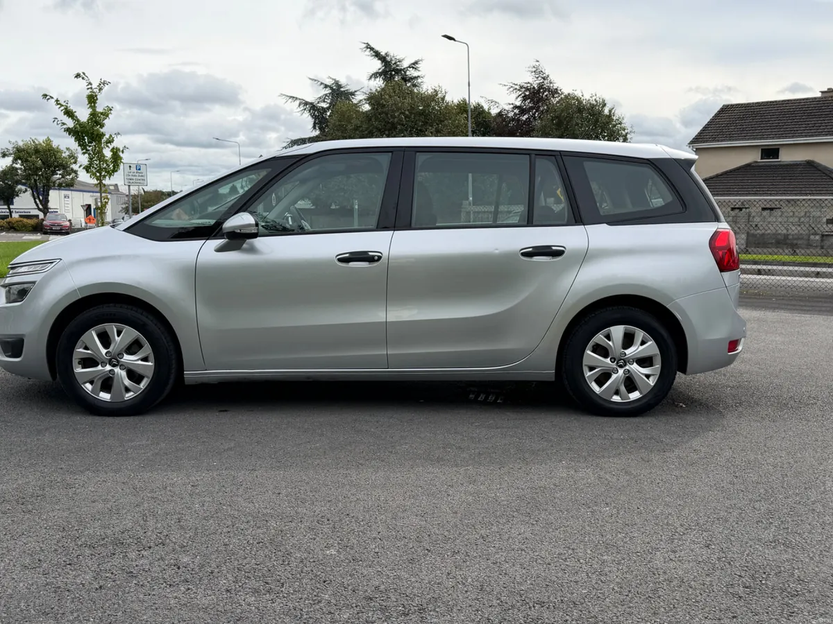 STUNNING AUTOMATIC 7 SEATER CITREON C4 - Image 4