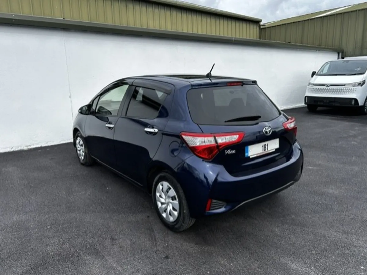 Toyota VITZ - Image 4