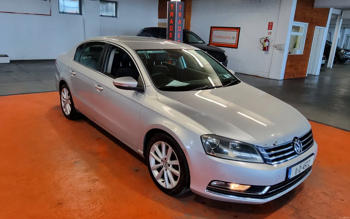 Volkswagen Passat 2011 - Image 1