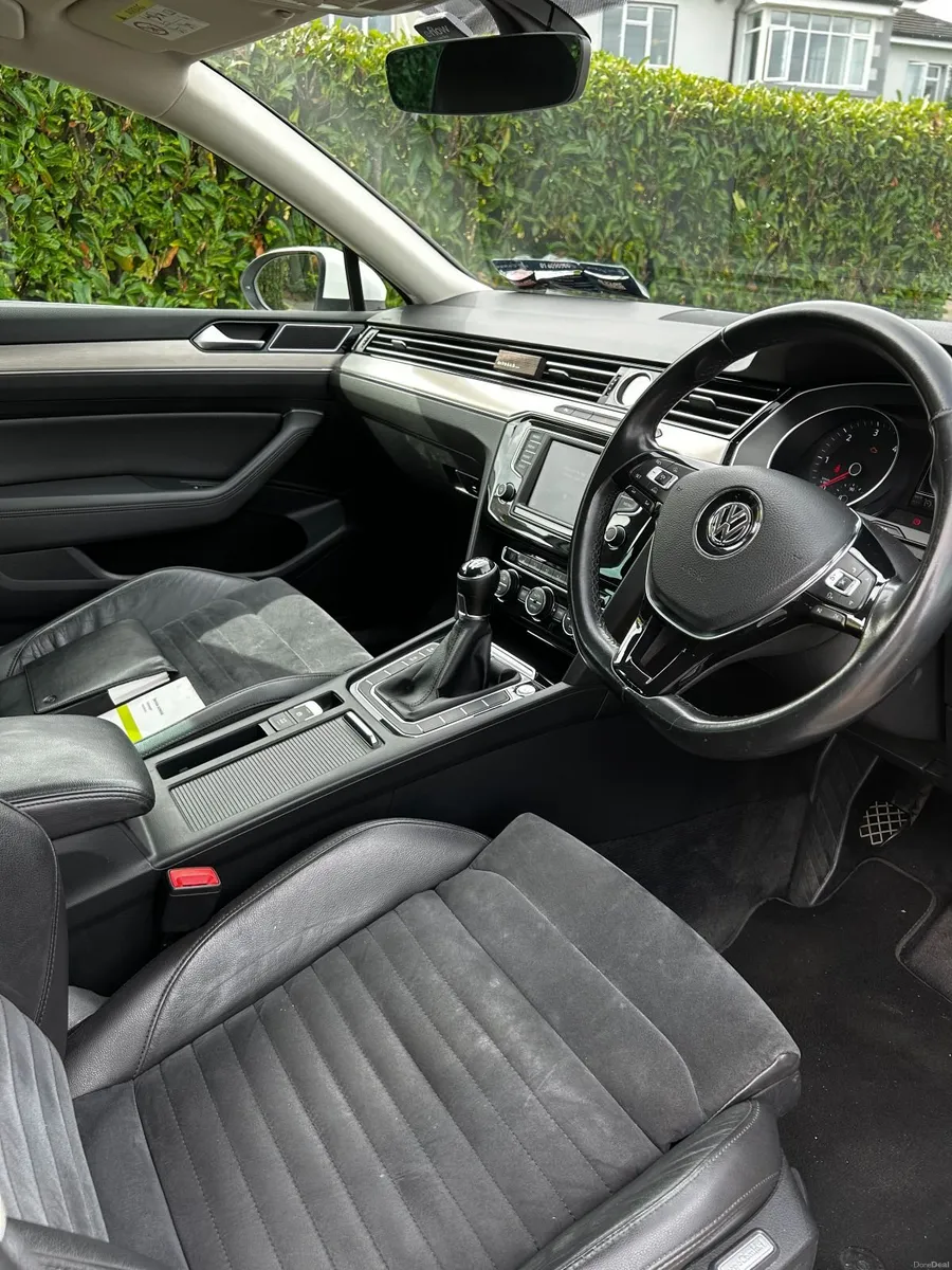 Volkswagen Passat Estate 2016 - Image 2