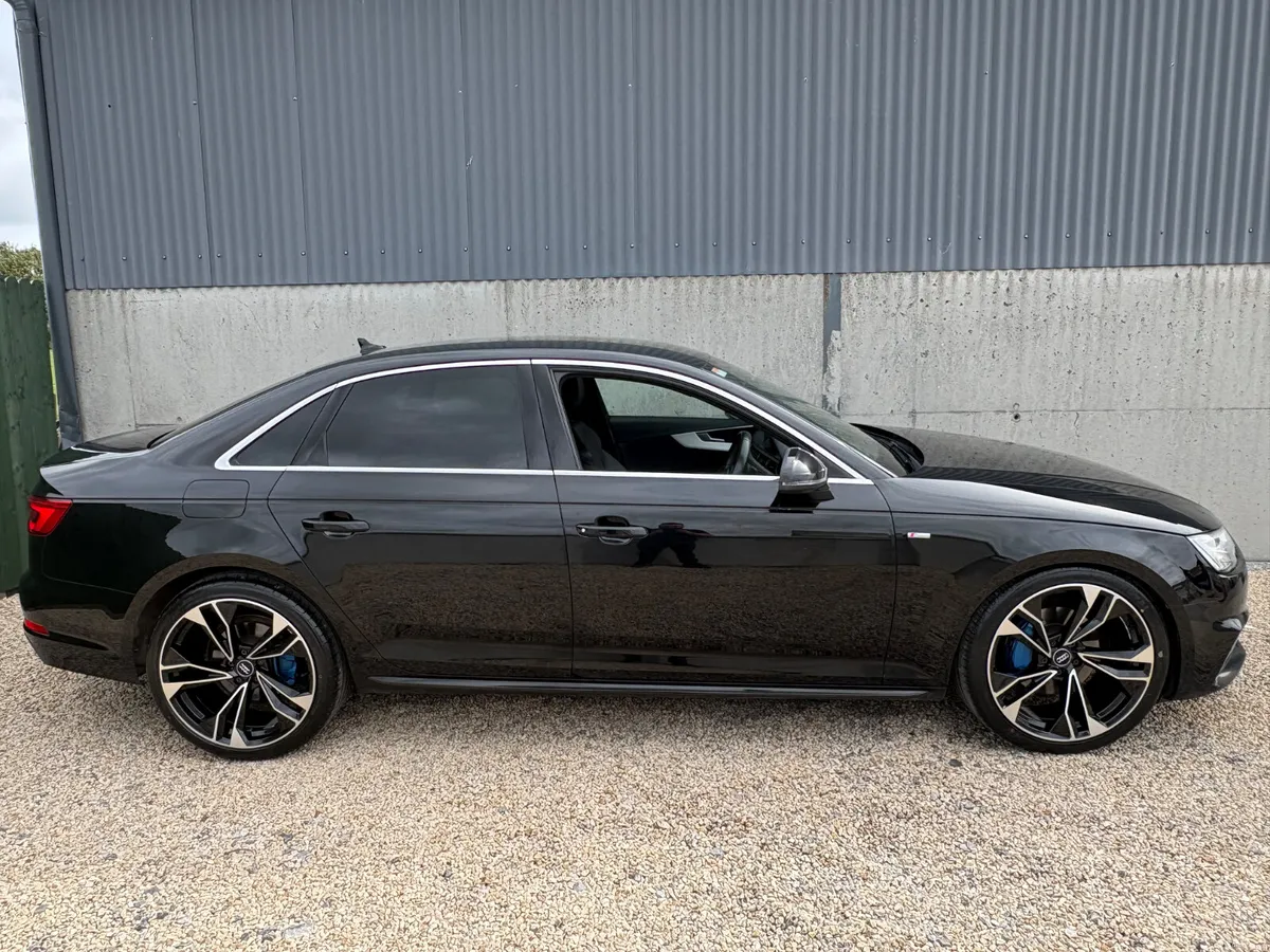 Audi A4 S-Line 2.0TDI 190bhp - Image 5