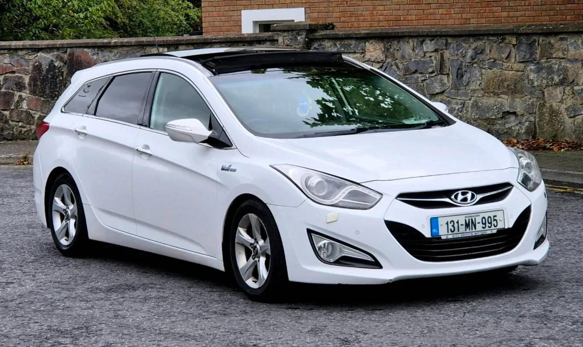 2013 Hyundia i40 - Image 1