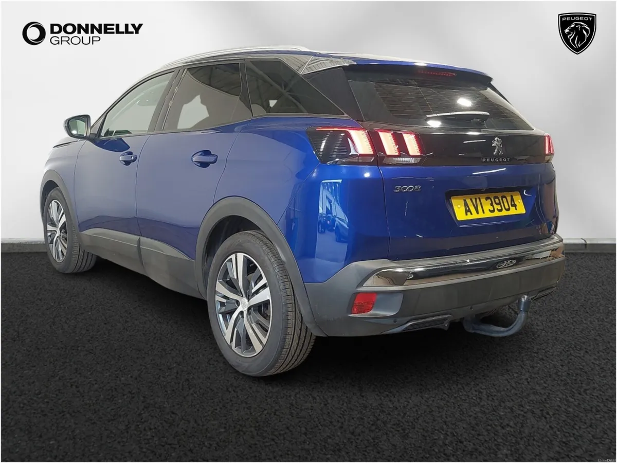 Peugeot 3008 1.2 PureTech Active 5dr - Image 2