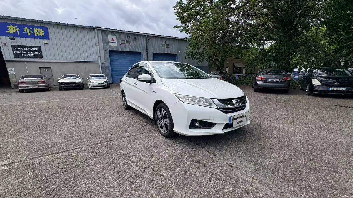 Honda Grace 1.5 Hybrid Petrol Auto 2015 - Image 3