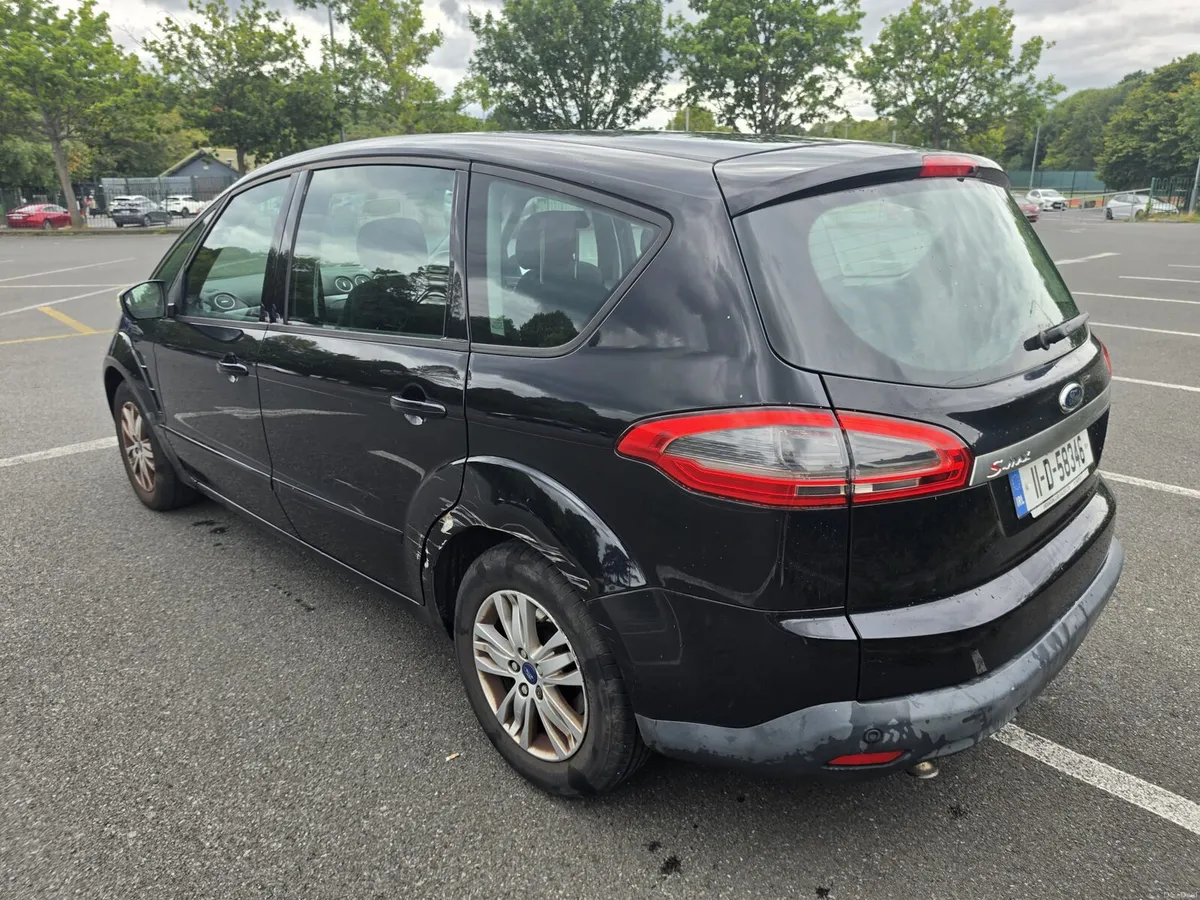 2011 Smax 7 seater - Image 3