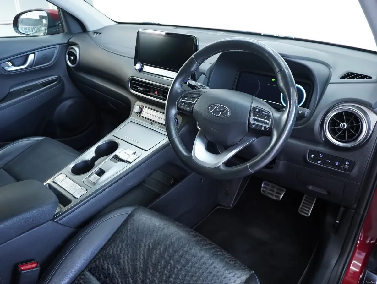 2023 Hyundai KONA EV 64kWh - NI Car - SAVE €€€! - Image 3