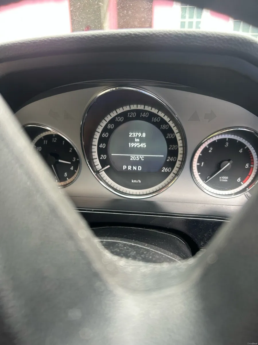 Car - Image 6