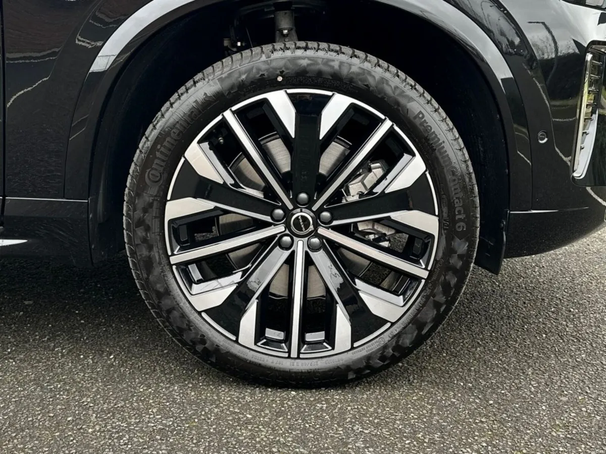 Volvo XC90 T8 Ultra Bright AWD PHEV **TOP SPEC**-- - Image 4