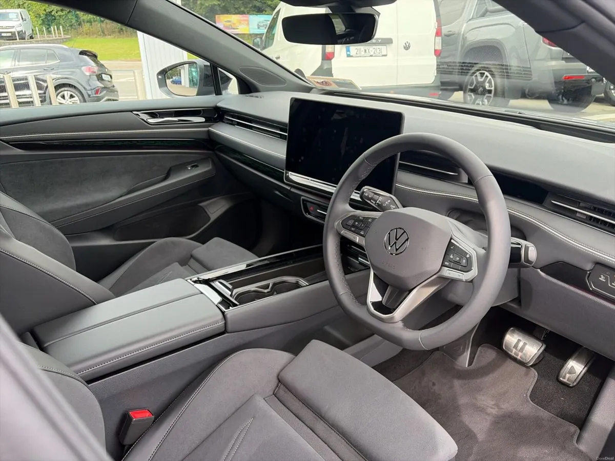 Volkswagen ID.7 PRO S PLUS - Image 6