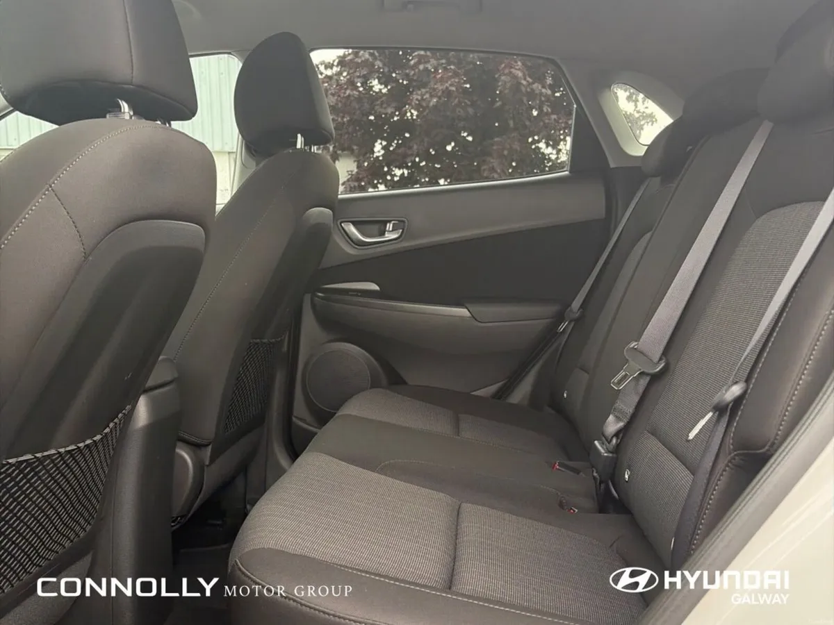 Hyundai KONA 1.6 HYBRID Executive Auto - Image 6
