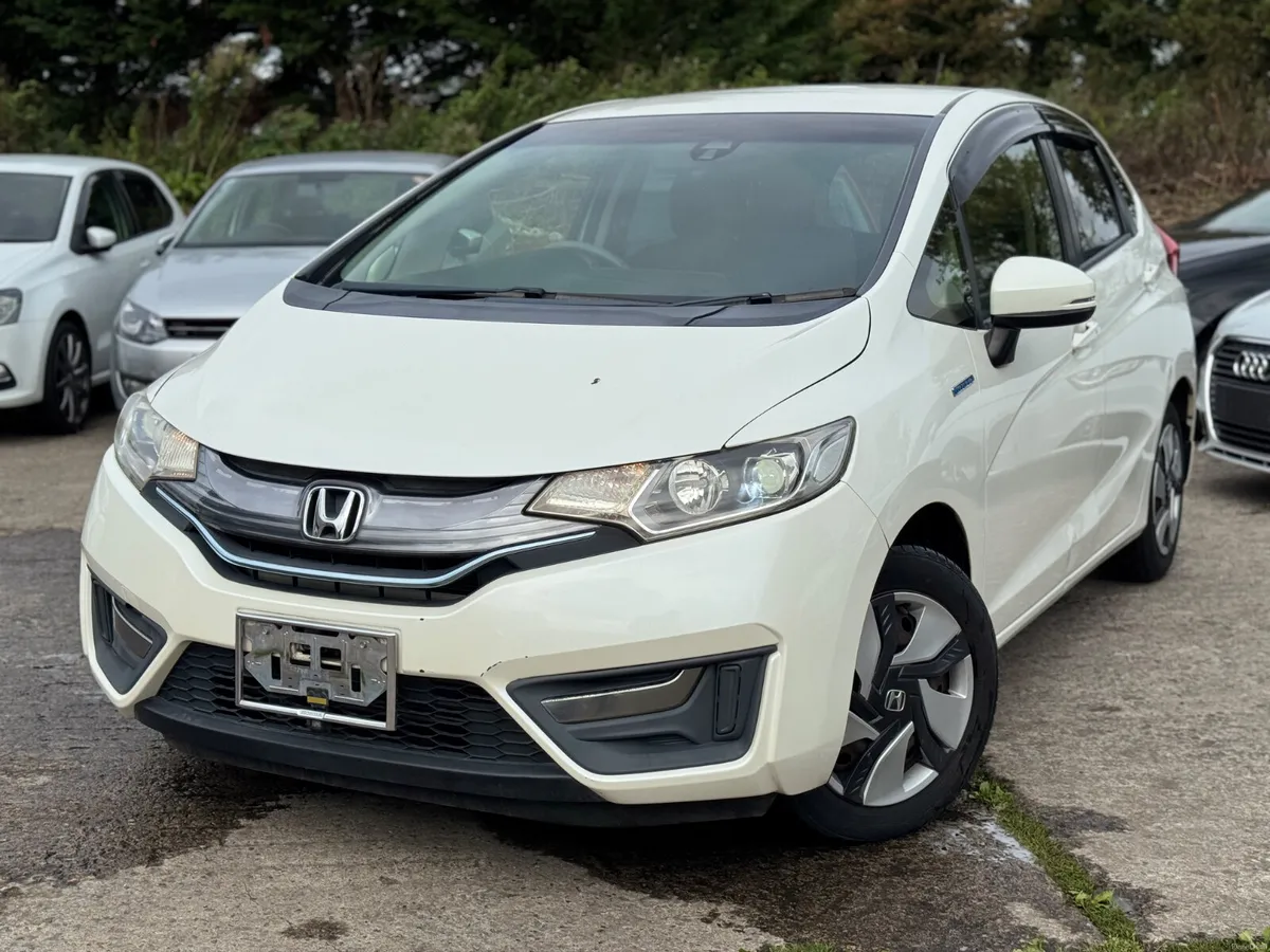 HONDA FIT 1.5L Hybrid Automatic 76000KM ONLY - Image 3