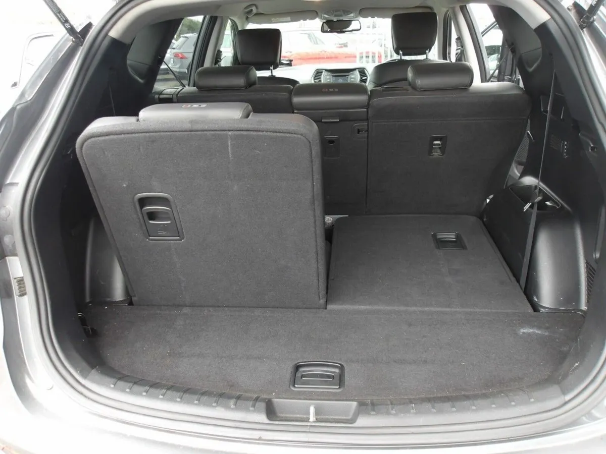 Hyundai Santa Fe 2.2 CRDi 4X4 Executive - Image 5