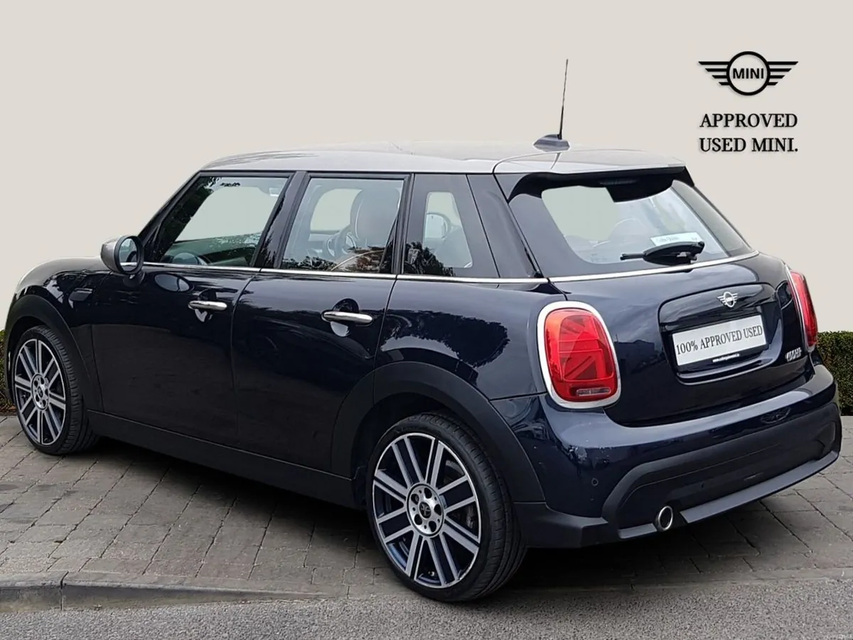 Mini Cooper Cooper Exclusive - Image 2