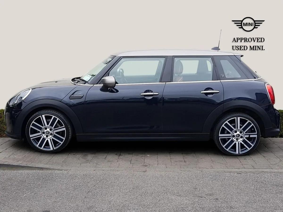 Mini Cooper Cooper Exclusive - Image 3
