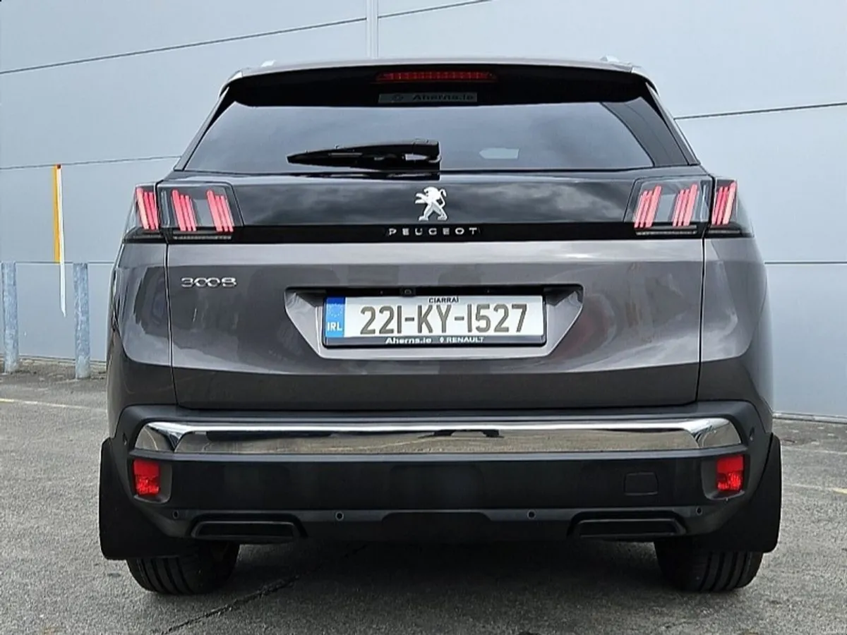 Peugeot 3008 1.5 Diesel 130bhp Allure - Image 4