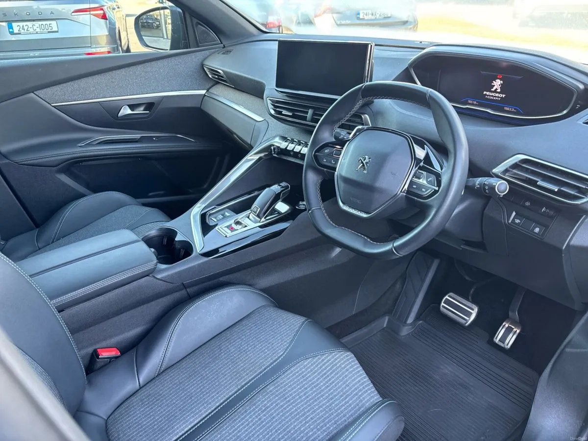 Peugeot 3008 1.5 BlueHDi 130bhp Auto Allure DSG - Image 6