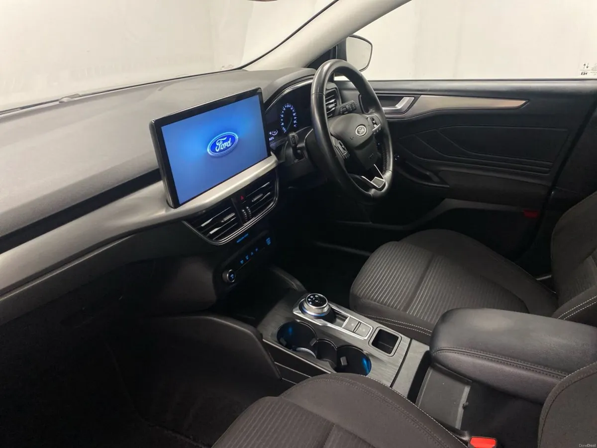 Ford Focus Titanium 1.5L EcoBlue 115PS Auto - Image 2
