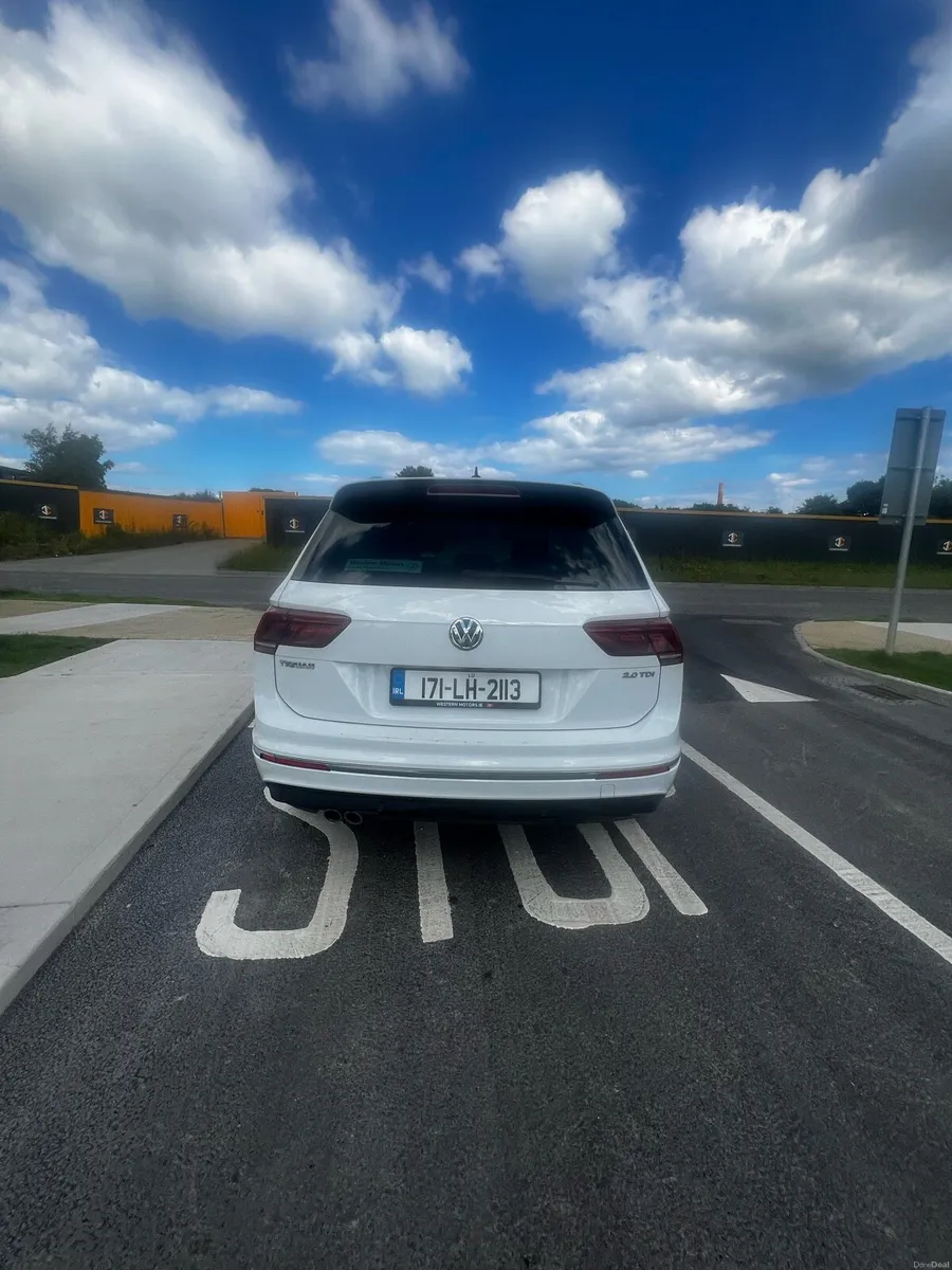 VW Tiguan 2017 R line - Image 5