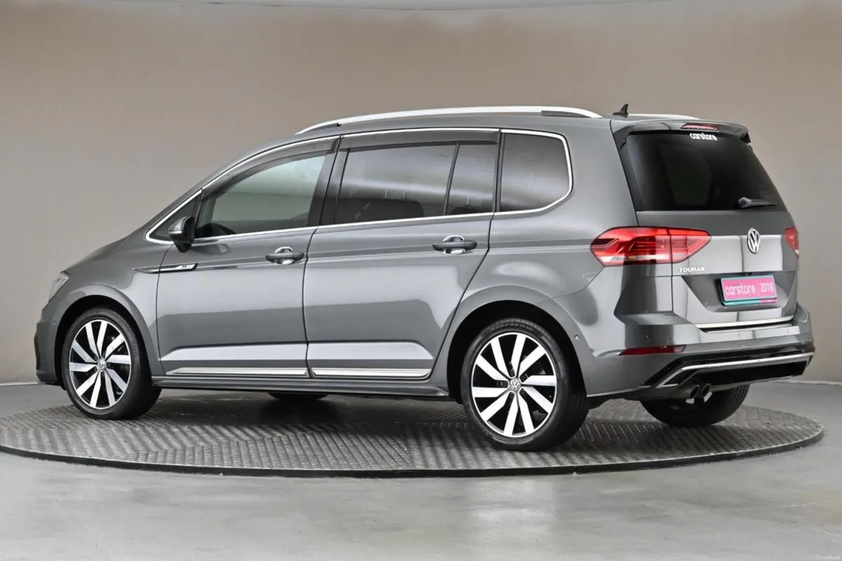 Volkswagen Touran 1.4 TSI DSG R-LINE EDITIONE 7SEA - Image 5