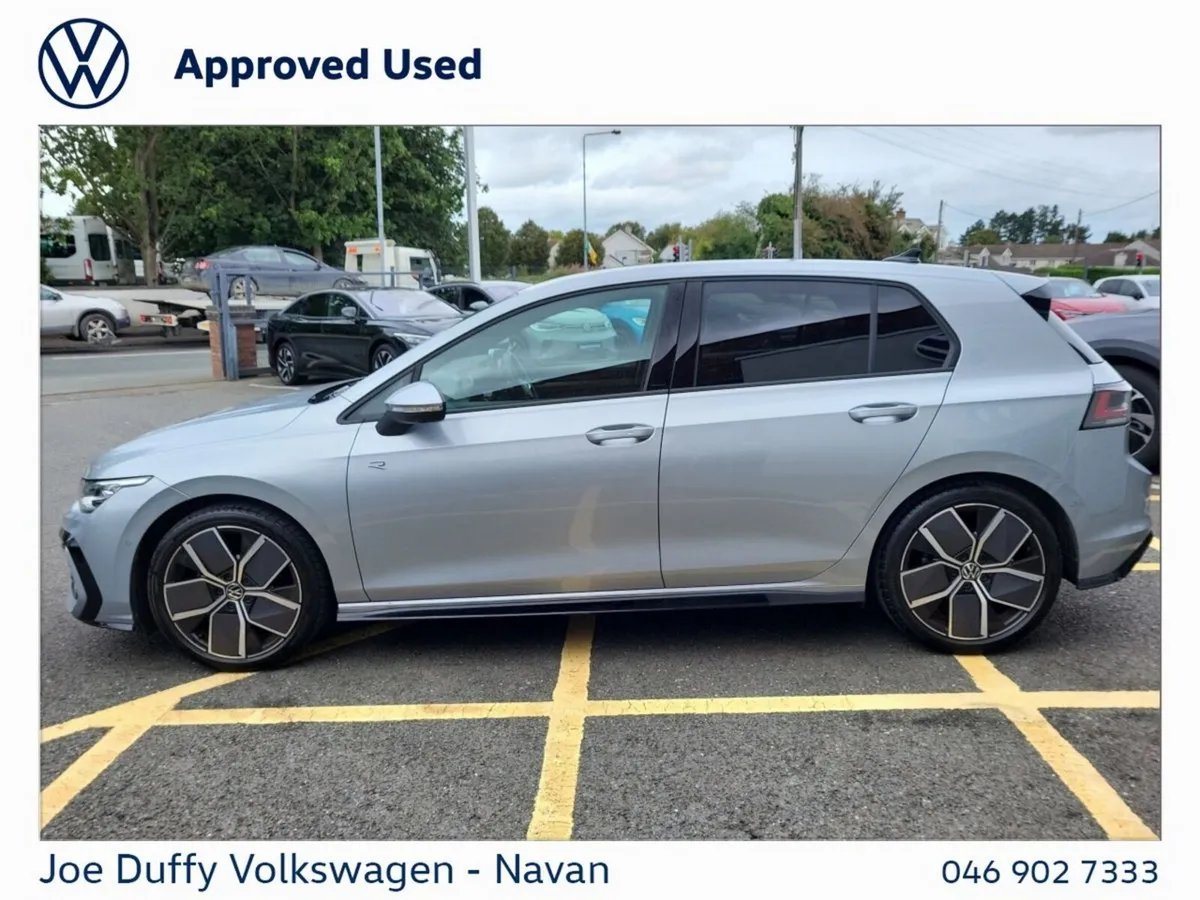 Volkswagen Golf GOLF R-LINE 1.5 TSI MHEV 150HP - Image 6