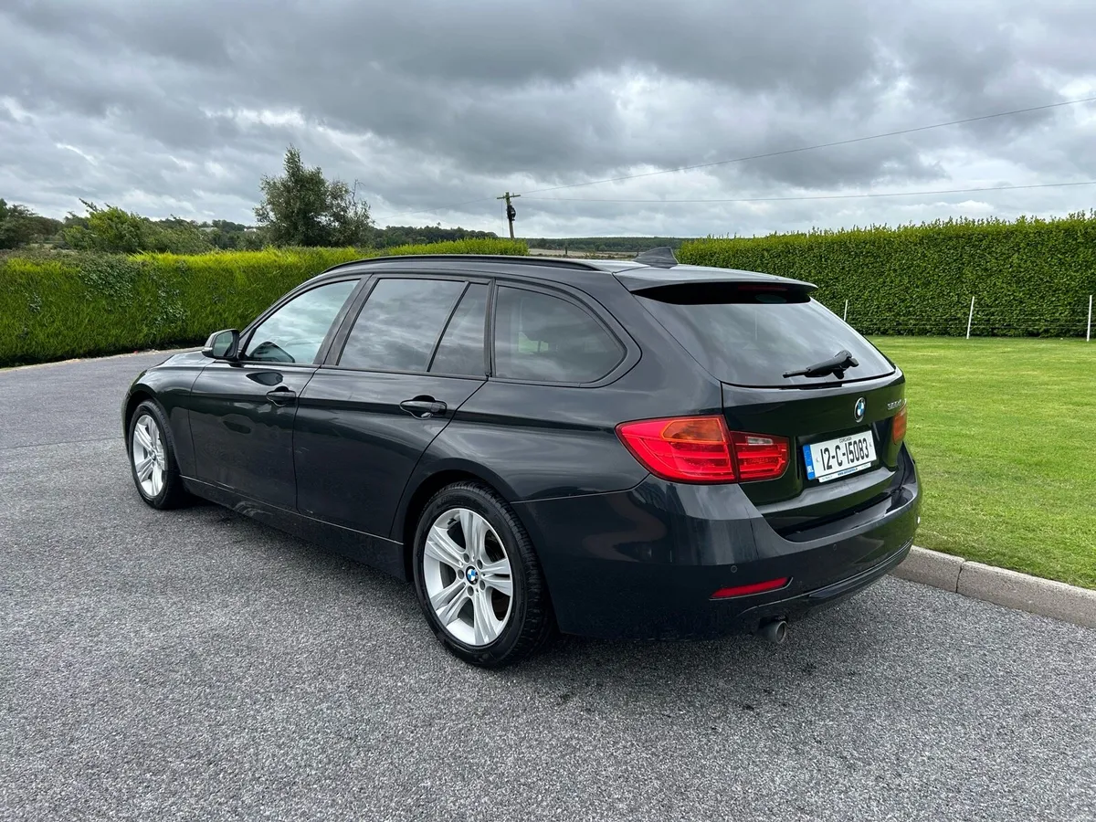 BMW 320D Sport Touring - Image 5