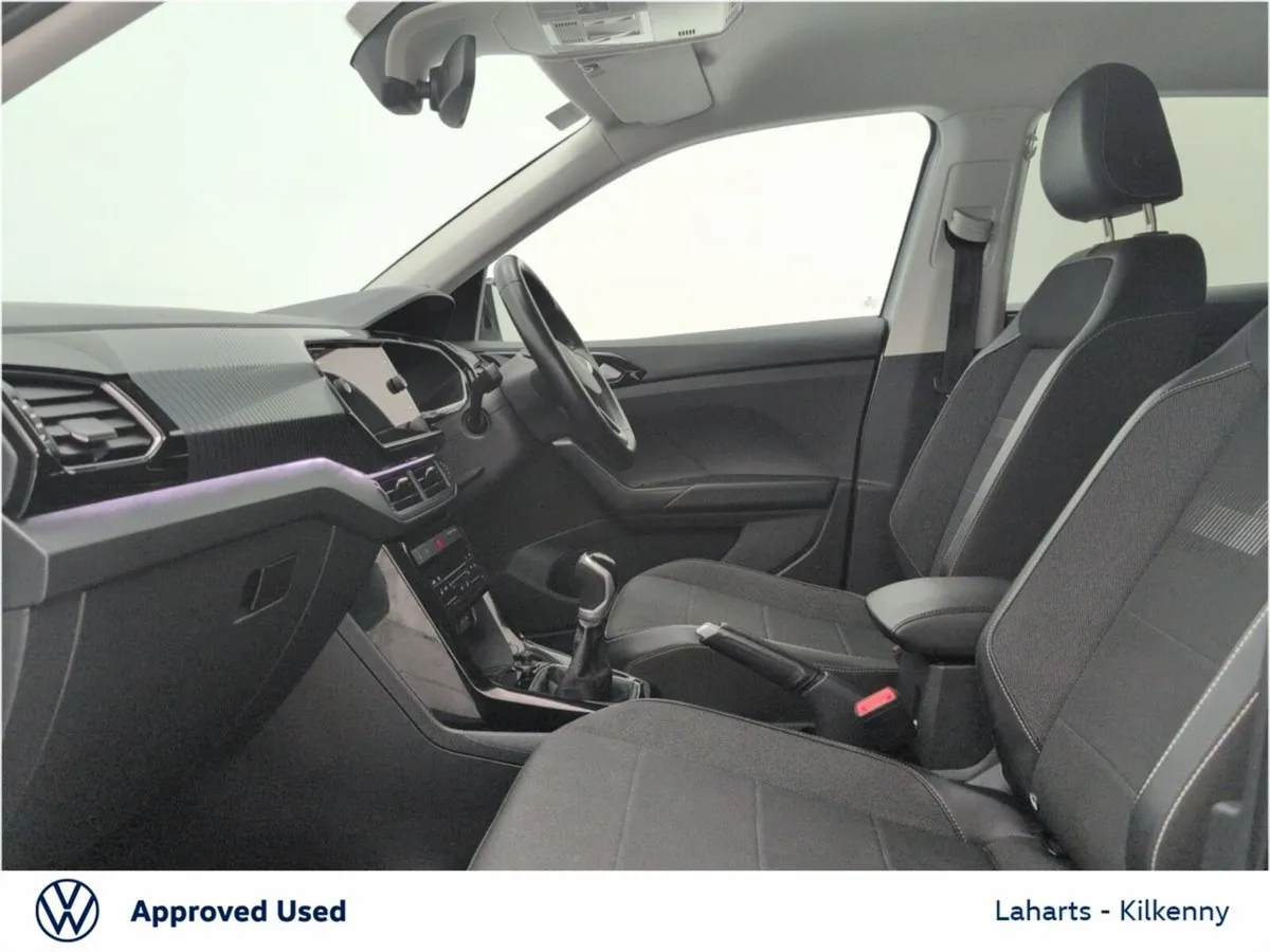 Volkswagen T-Cross STYLE 1.0TSI 110HP *SPORTS SEAT - Image 4
