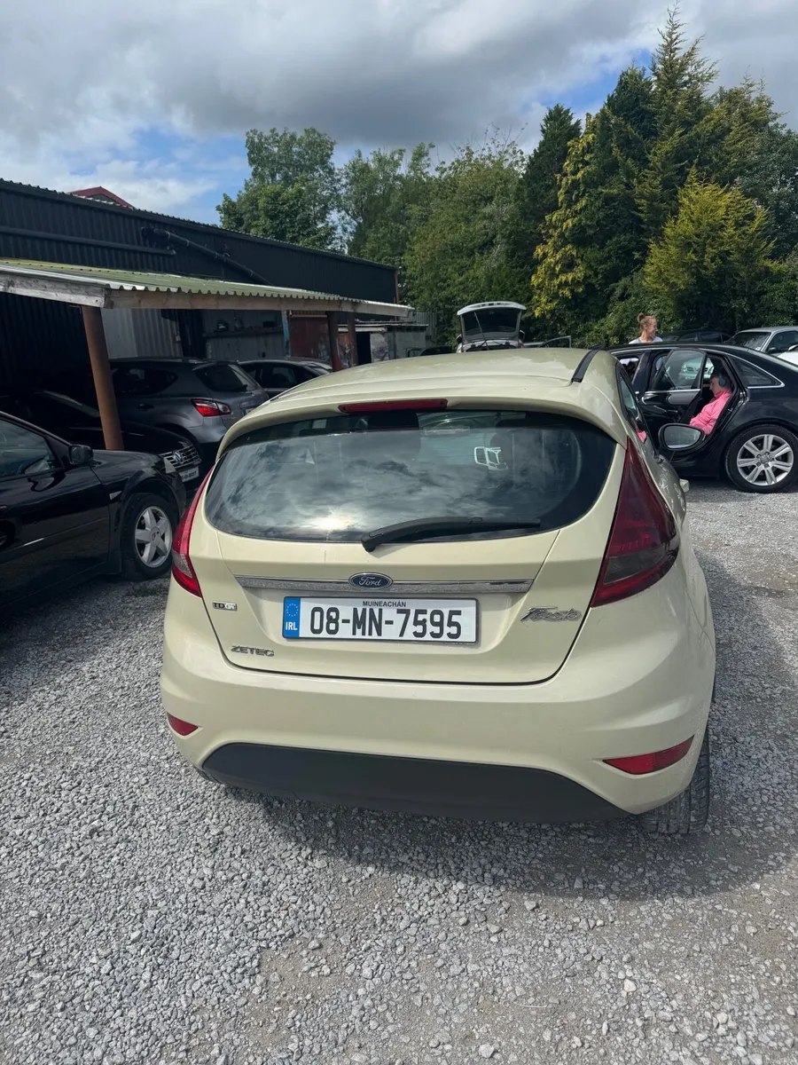 Ford Fiesta 2008(Manual ) - Image 5