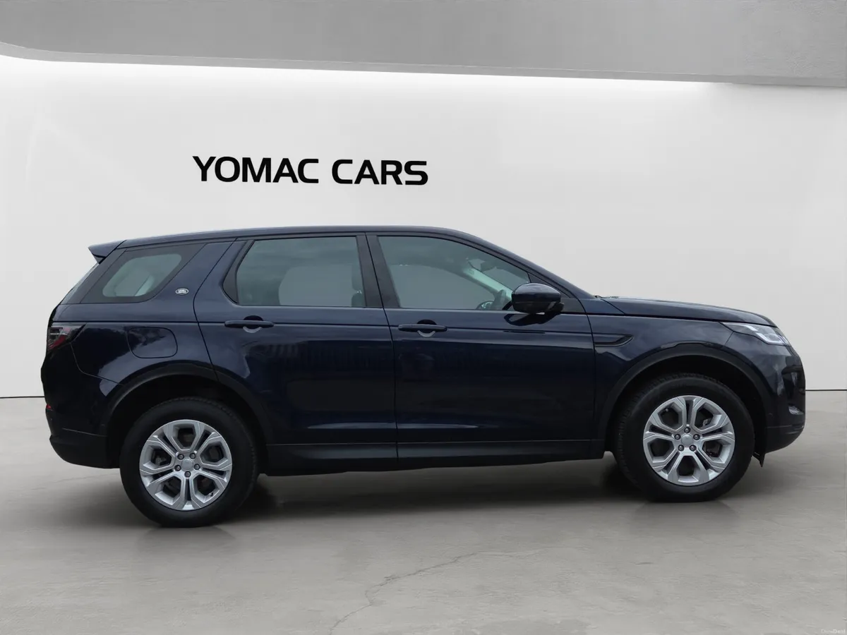 LAND ROVER DISCOVERY SPORT 2021 P300e - Image 2