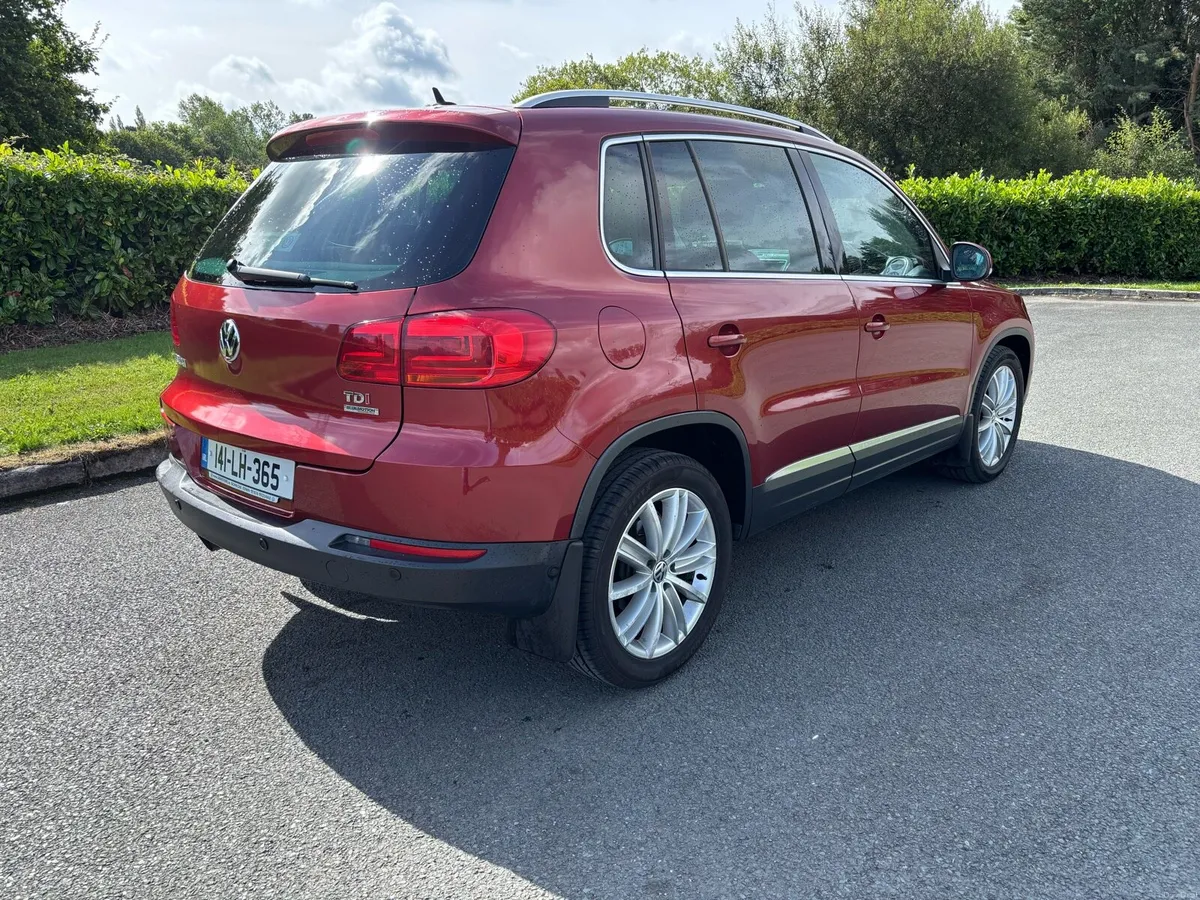 141 VW TIGUAN 2.0TDI SPORT LEATHER PAN SUNROOF - Image 6