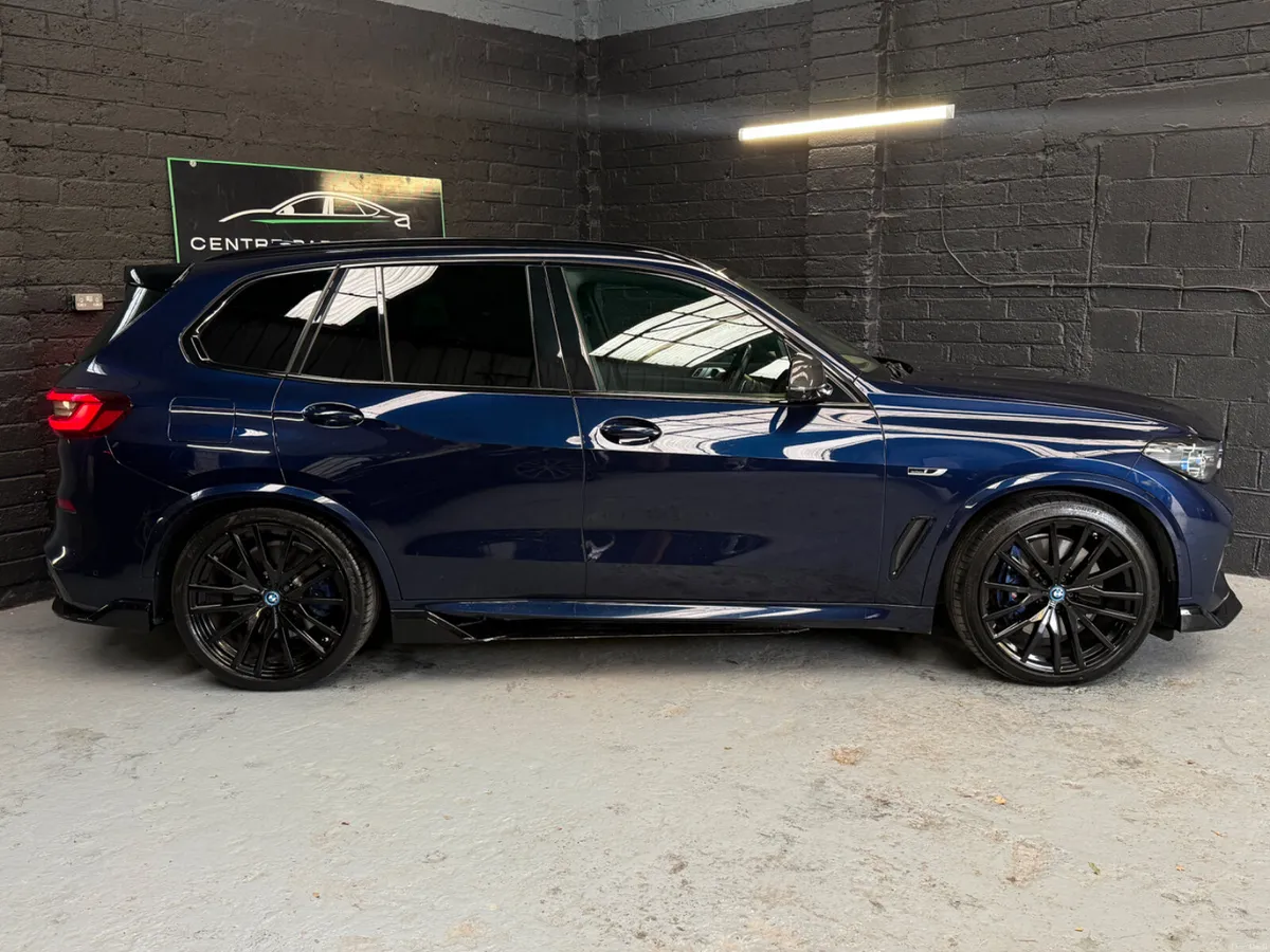 2022 BMW X5 45e M-Sport Pro **Huge Spec** - Image 4
