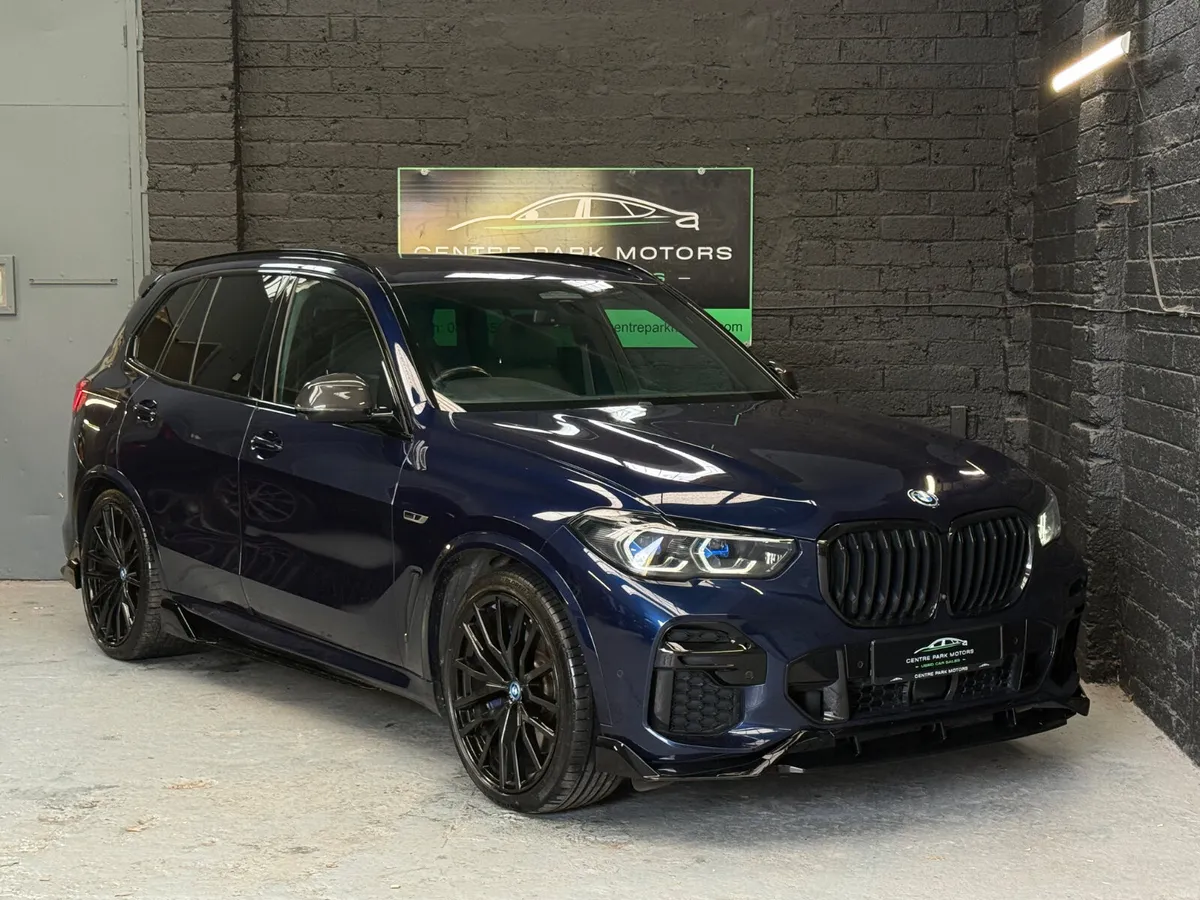 2022 BMW X5 45e M-Sport Pro **Huge Spec** - Image 1