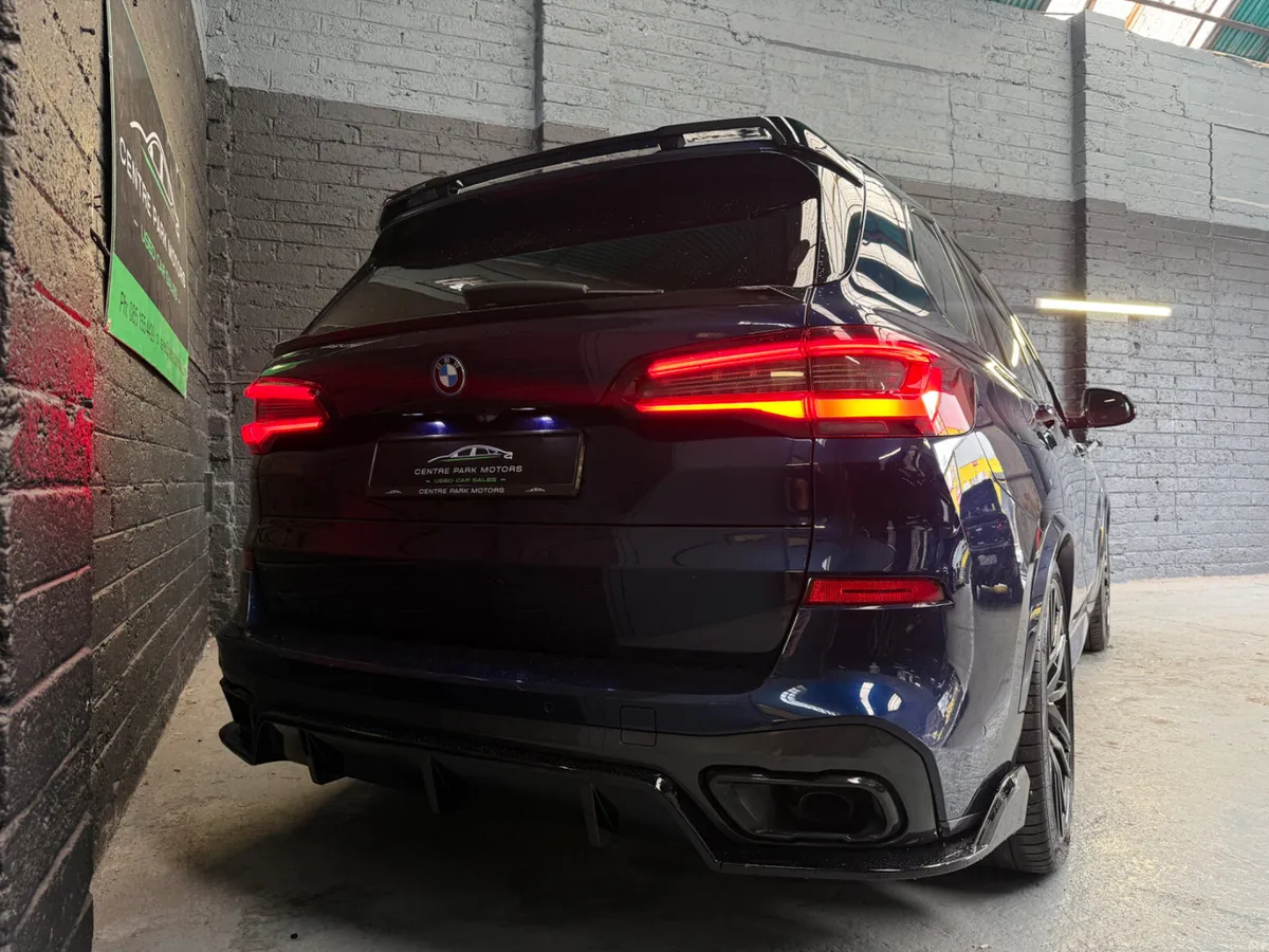 2022 BMW X5 45e M-Sport Pro **Huge Spec** - Image 6