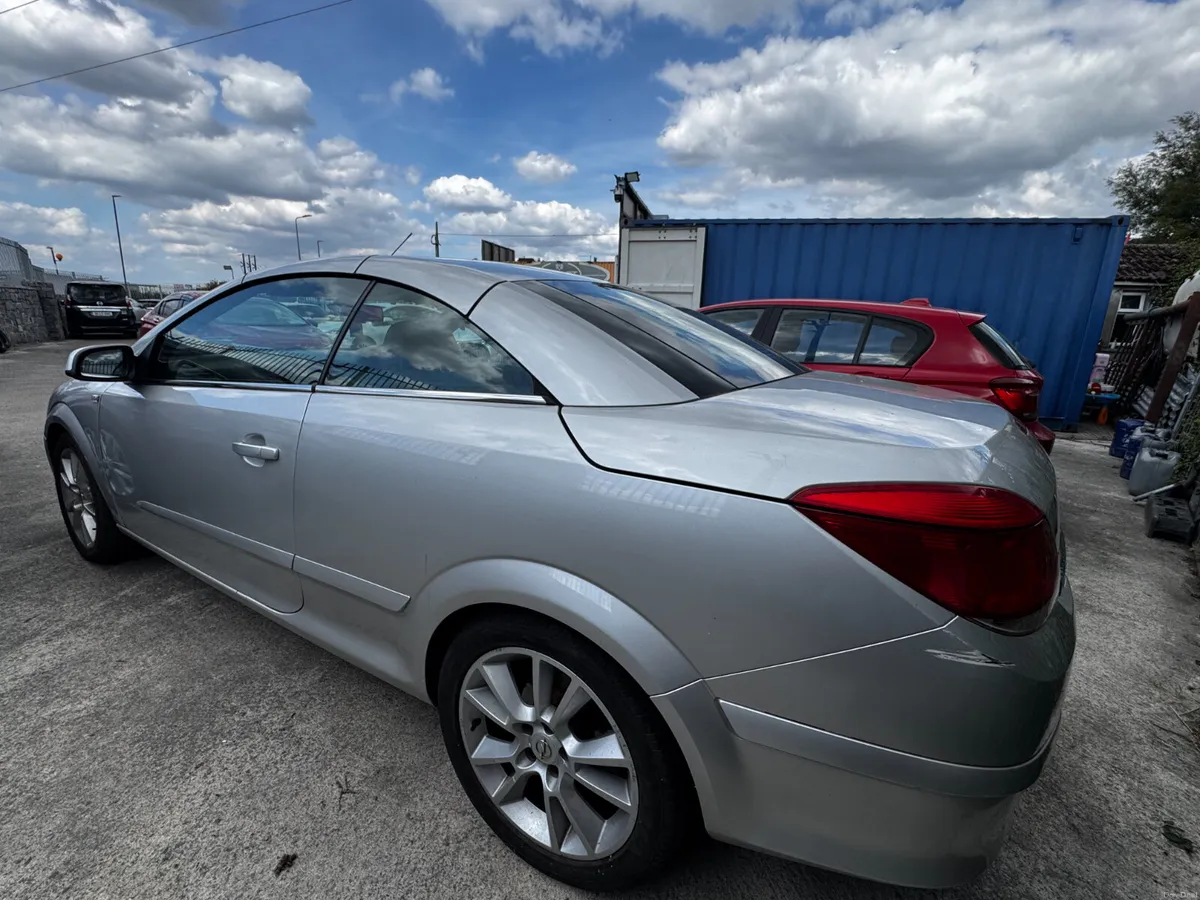 Opel Astra 2008 - Image 4