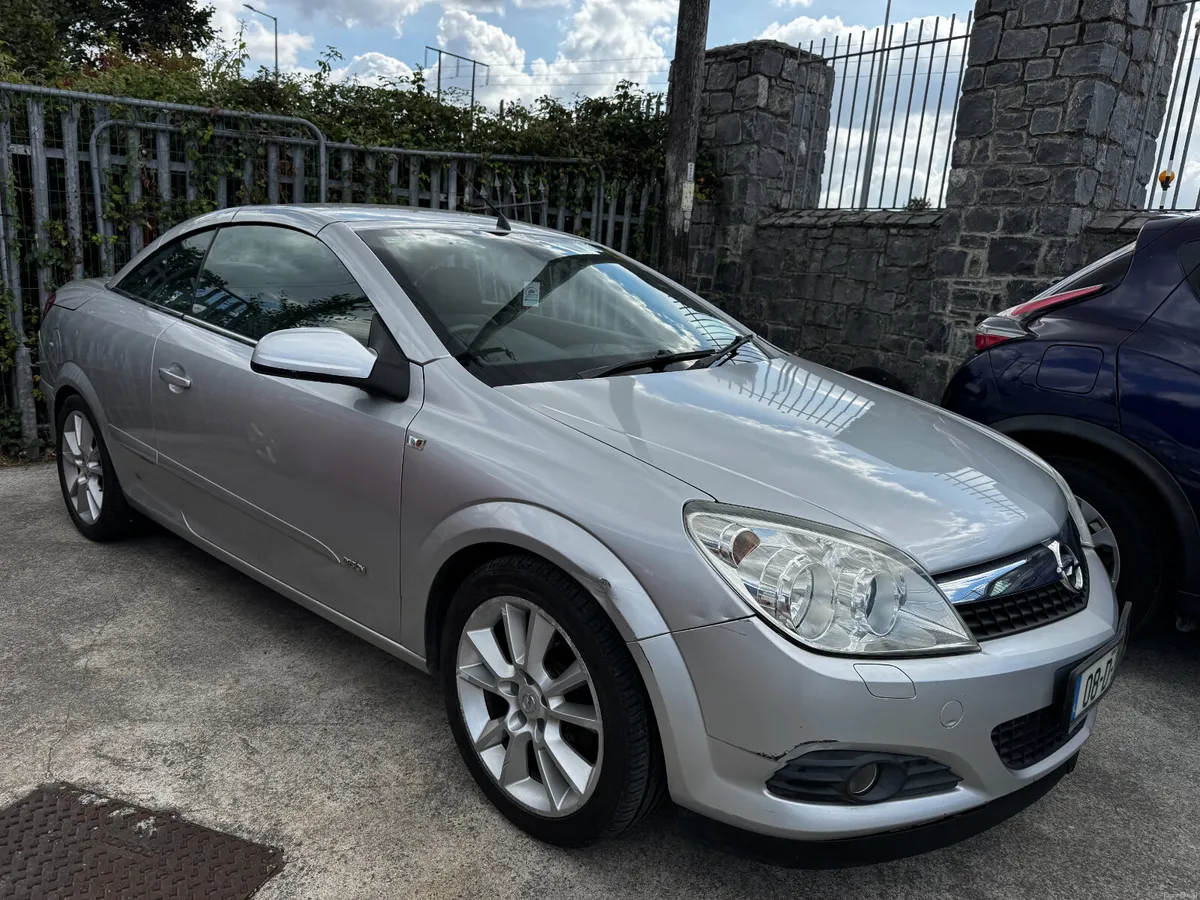 Opel Astra 2008 - Image 2