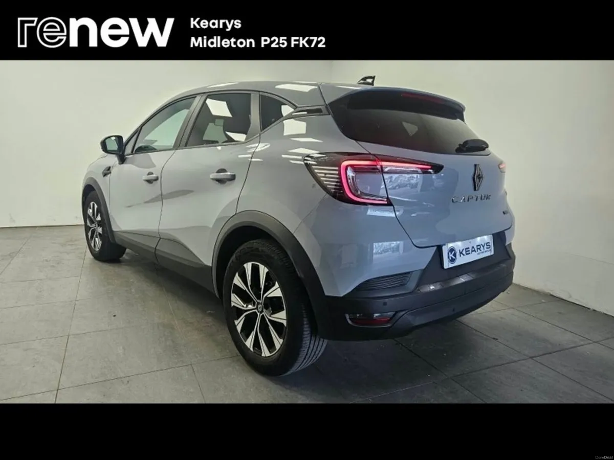 Renault Captur E-TECH Hybrid 145 Auto Evolution - Image 3