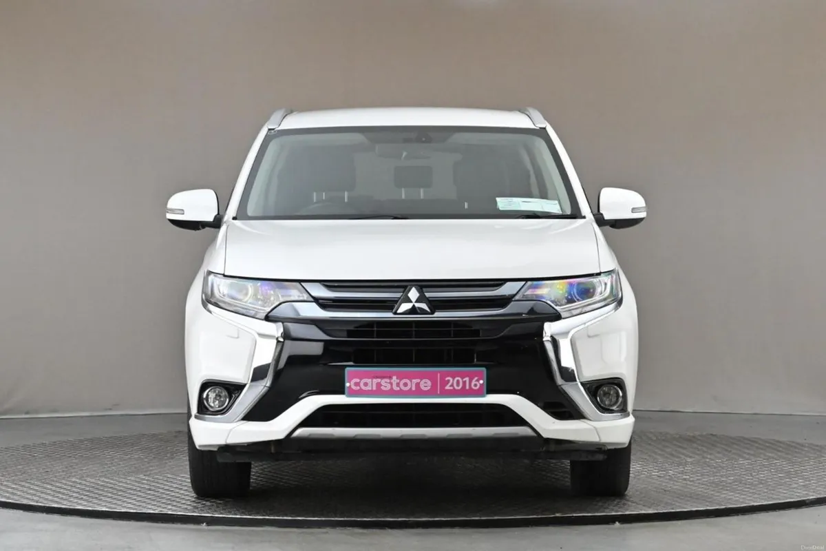 Mitsubishi Outlander 2.0 GX3H+ PHEV **LEATHER**5SE - Image 2