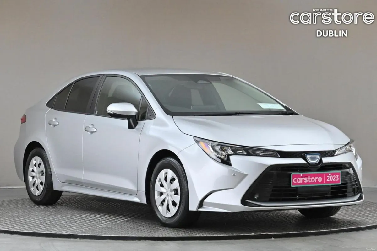 Toyota Corolla 1.8 HYBRID SALOON **REVERSE CAM**RE - Image 1