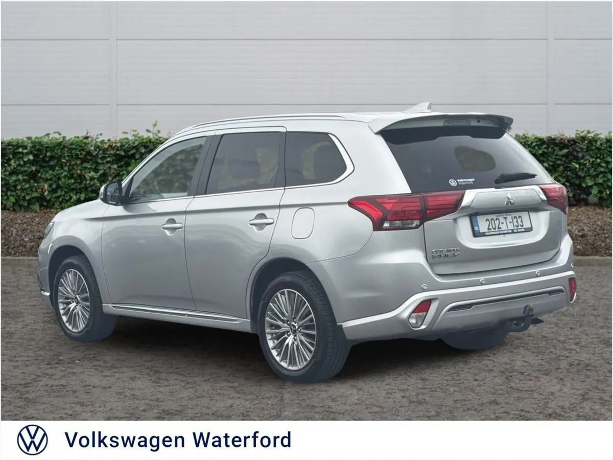 Mitsubishi Outlander 2.4L Plug-in EV Intense 5 sea - Image 3