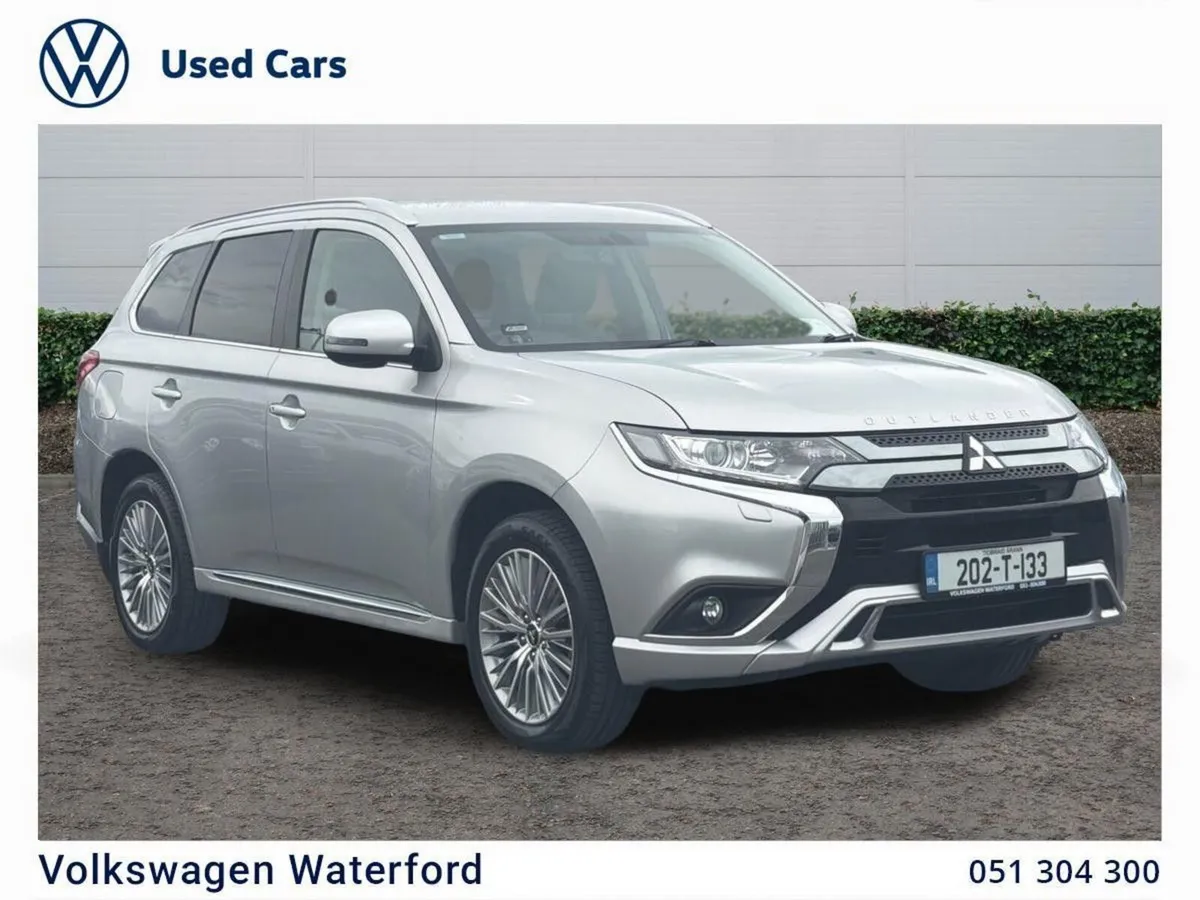 Mitsubishi Outlander 2.4L Plug-in EV Intense 5 sea - Image 1