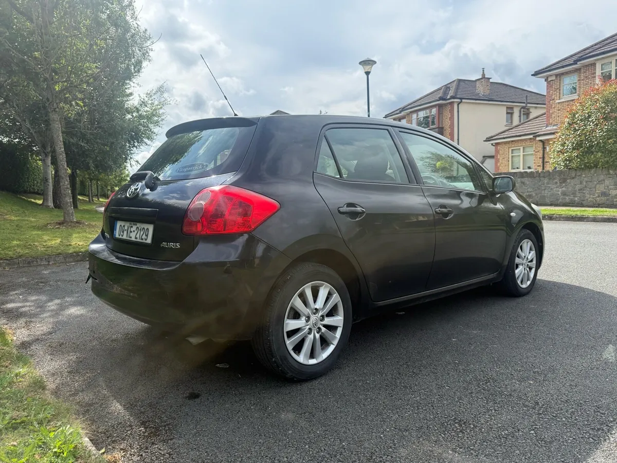 Toyota Auris 2009 (NCT- 04/27) (TAX- 09/26) - Image 6