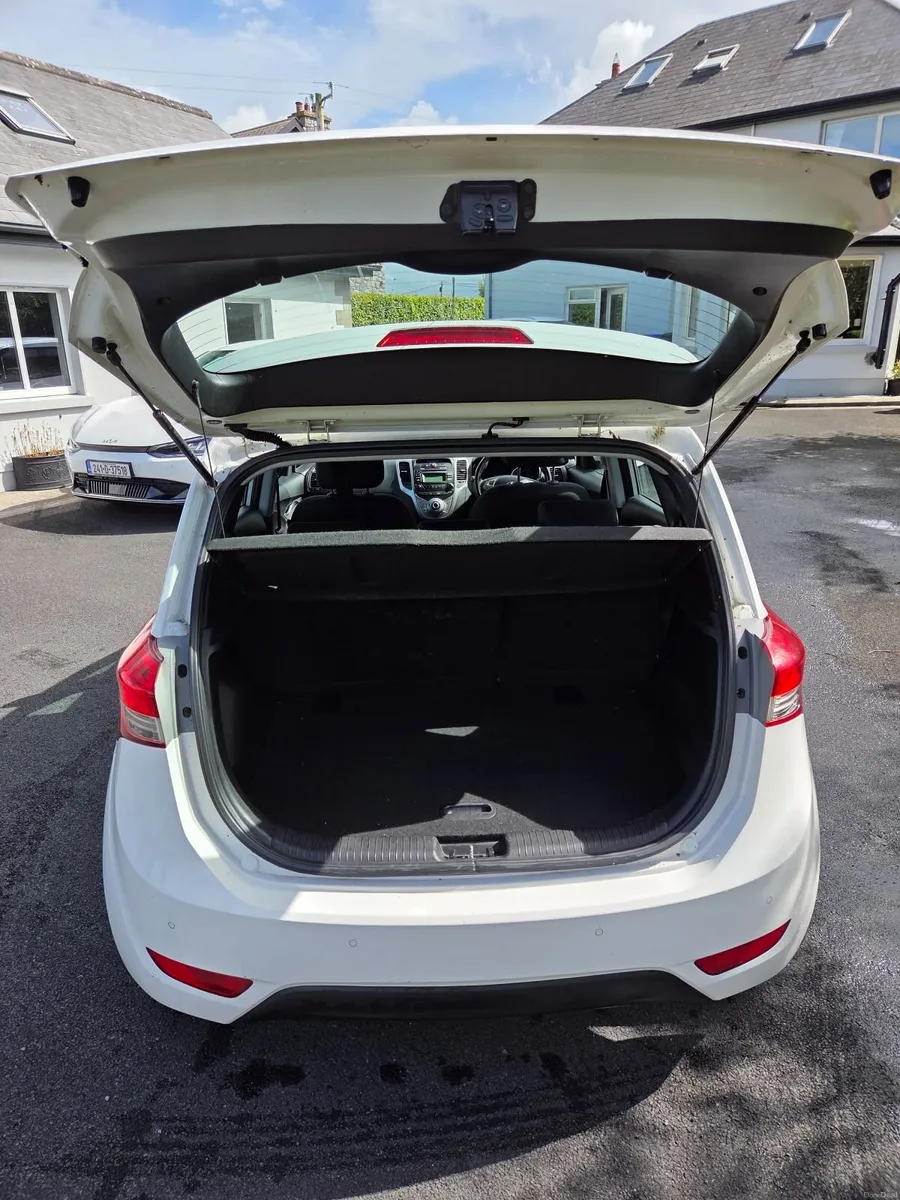 Hyundai ix20 2015 1.4 Diesel - Image 2