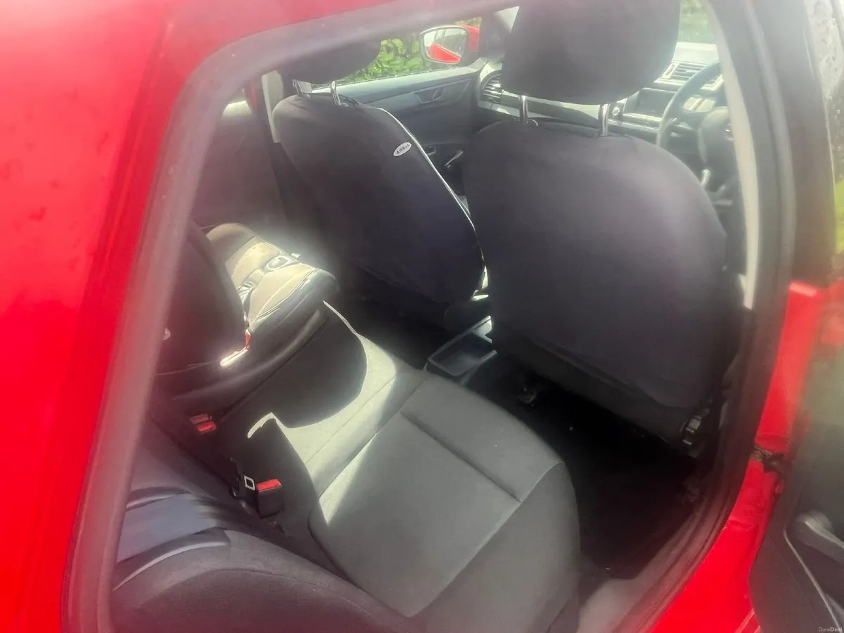 2016 Skoda Fabia 1.2L Automatic - Image 5
