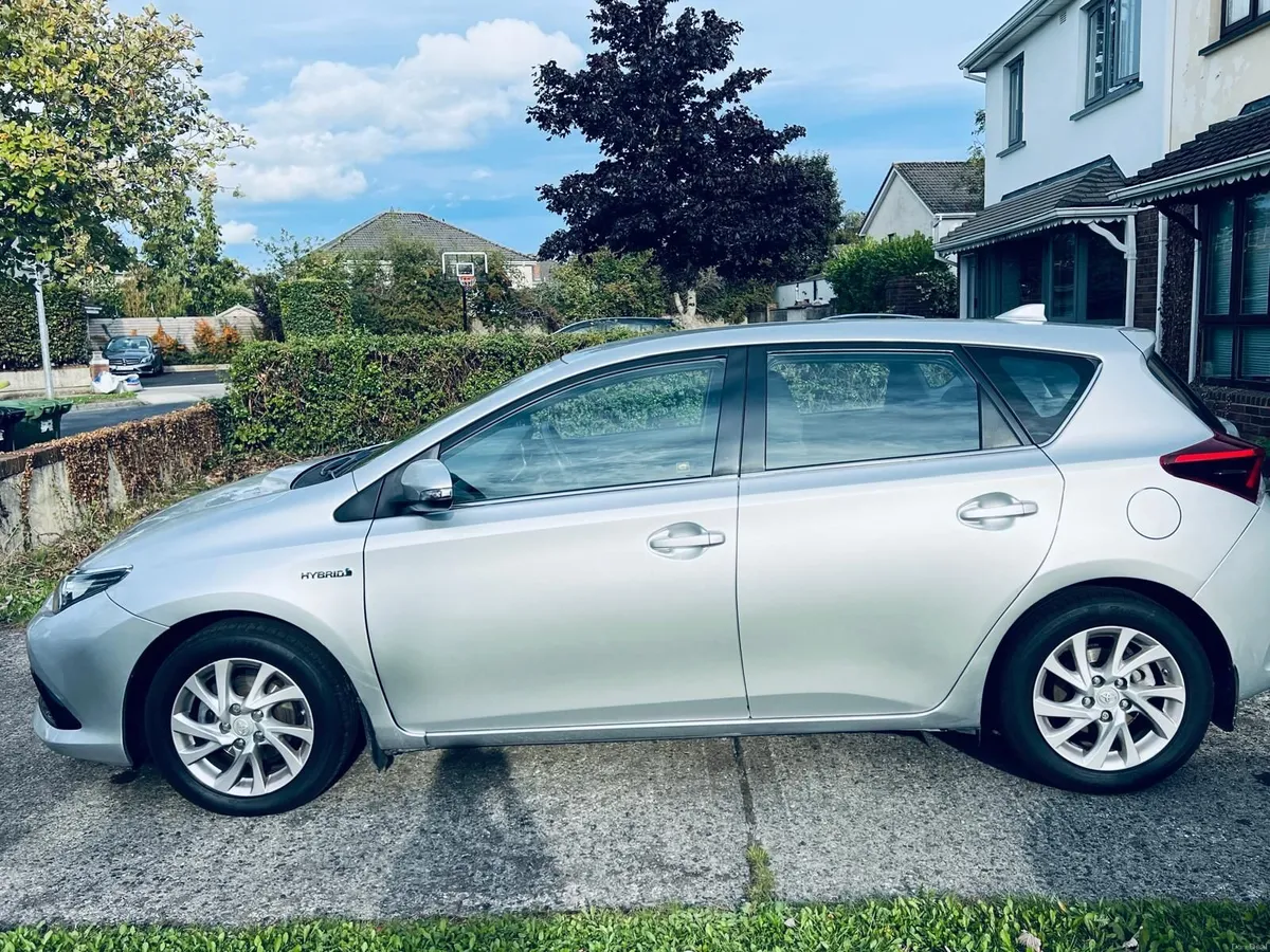 Toyota Auris 2018 - Image 5