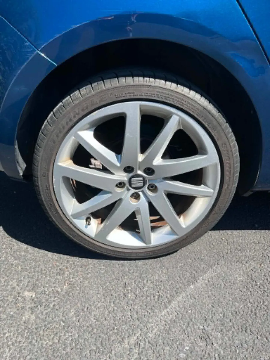 Image 6 of 6
