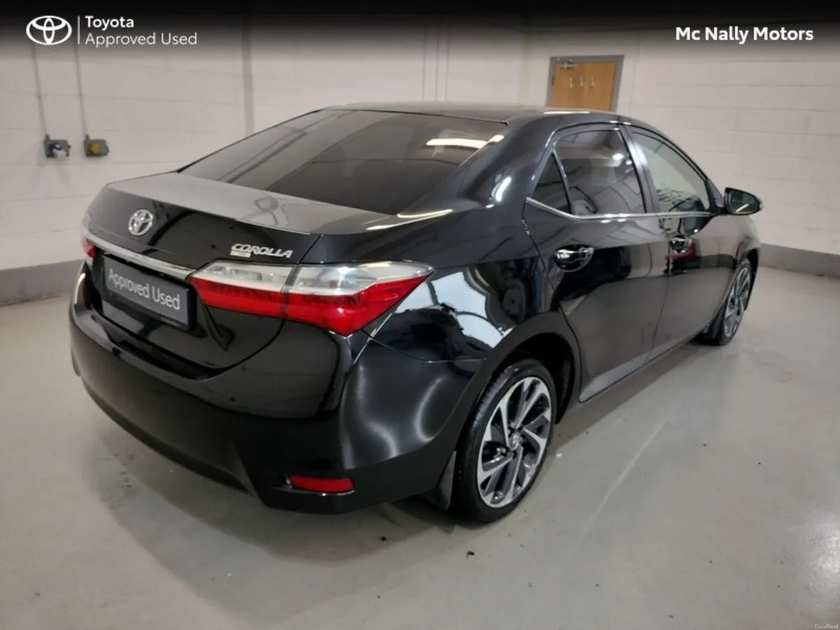 Toyota Corolla 1.4 D4D SOL TOP SPEC - Image 2